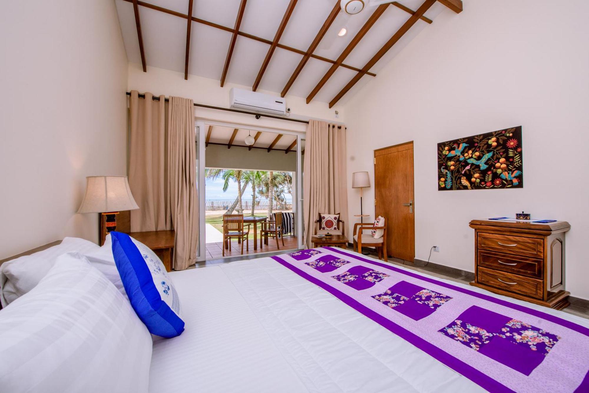 Arhimser Villa-Superb 4 Bedroom Beachfront For 8 In Ranna, Tangalle, Bb, Pool, Free Pick Up For 7 Night Stays Arriving Together, Serviced, Taxes Included Экстерьер фото