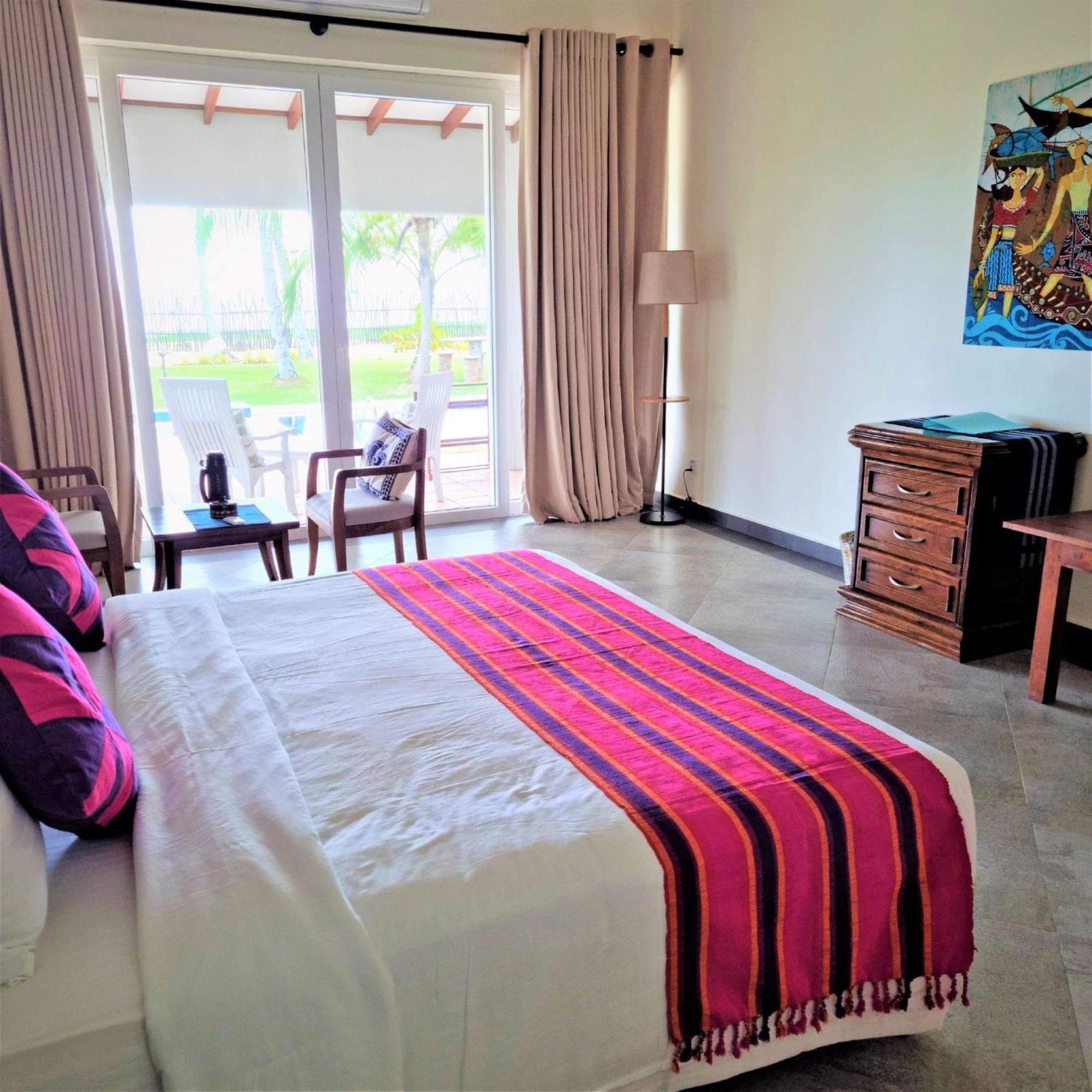 Arhimser Villa-Superb 4 Bedroom Beachfront For 8 In Ranna, Tangalle, Bb, Pool, Free Pick Up For 7 Night Stays Arriving Together, Serviced, Taxes Included Экстерьер фото