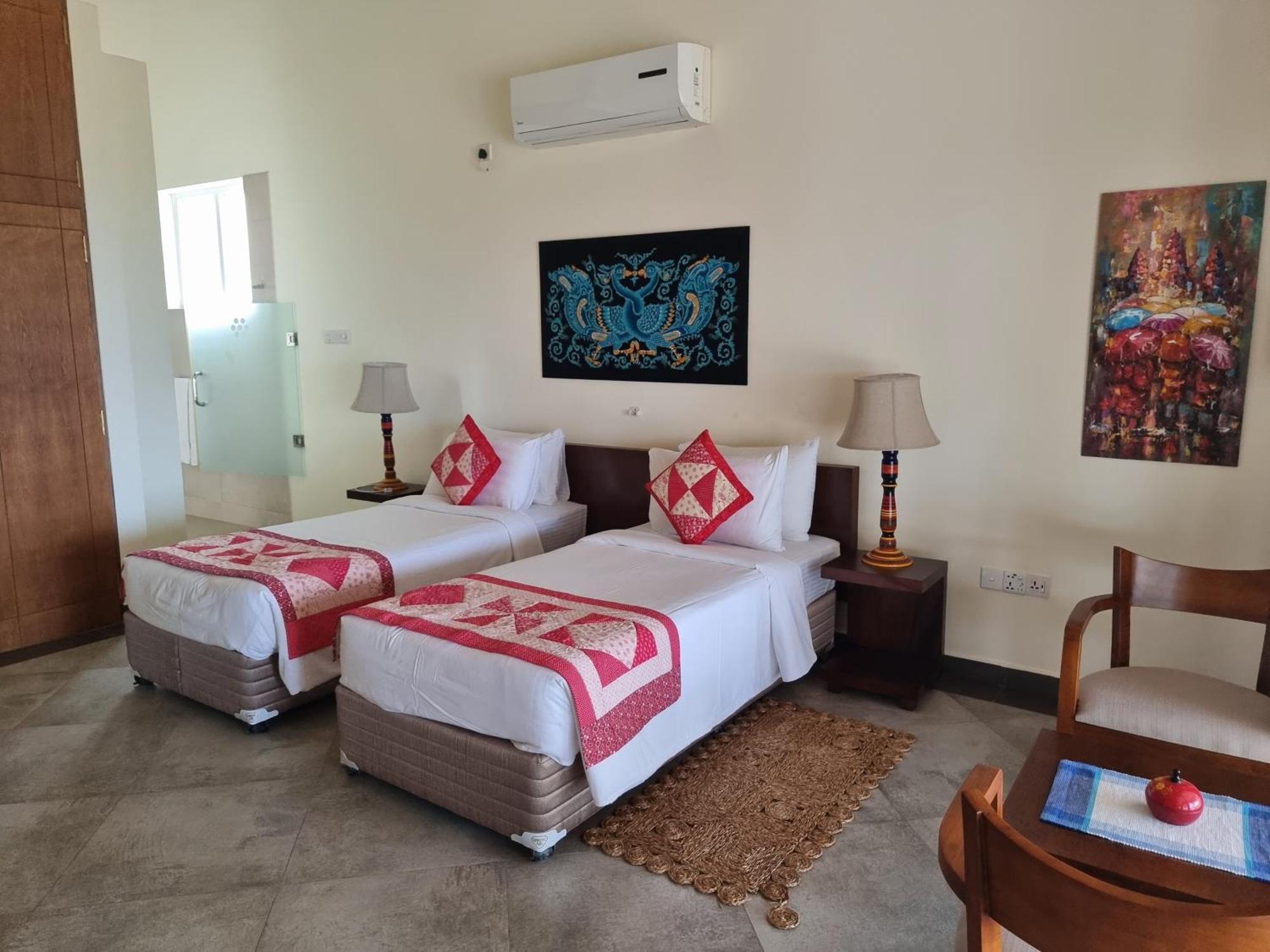 Arhimser Villa-Superb 4 Bedroom Beachfront For 8 In Ranna, Tangalle, Bb, Pool, Free Pick Up For 7 Night Stays Arriving Together, Serviced, Taxes Included Экстерьер фото