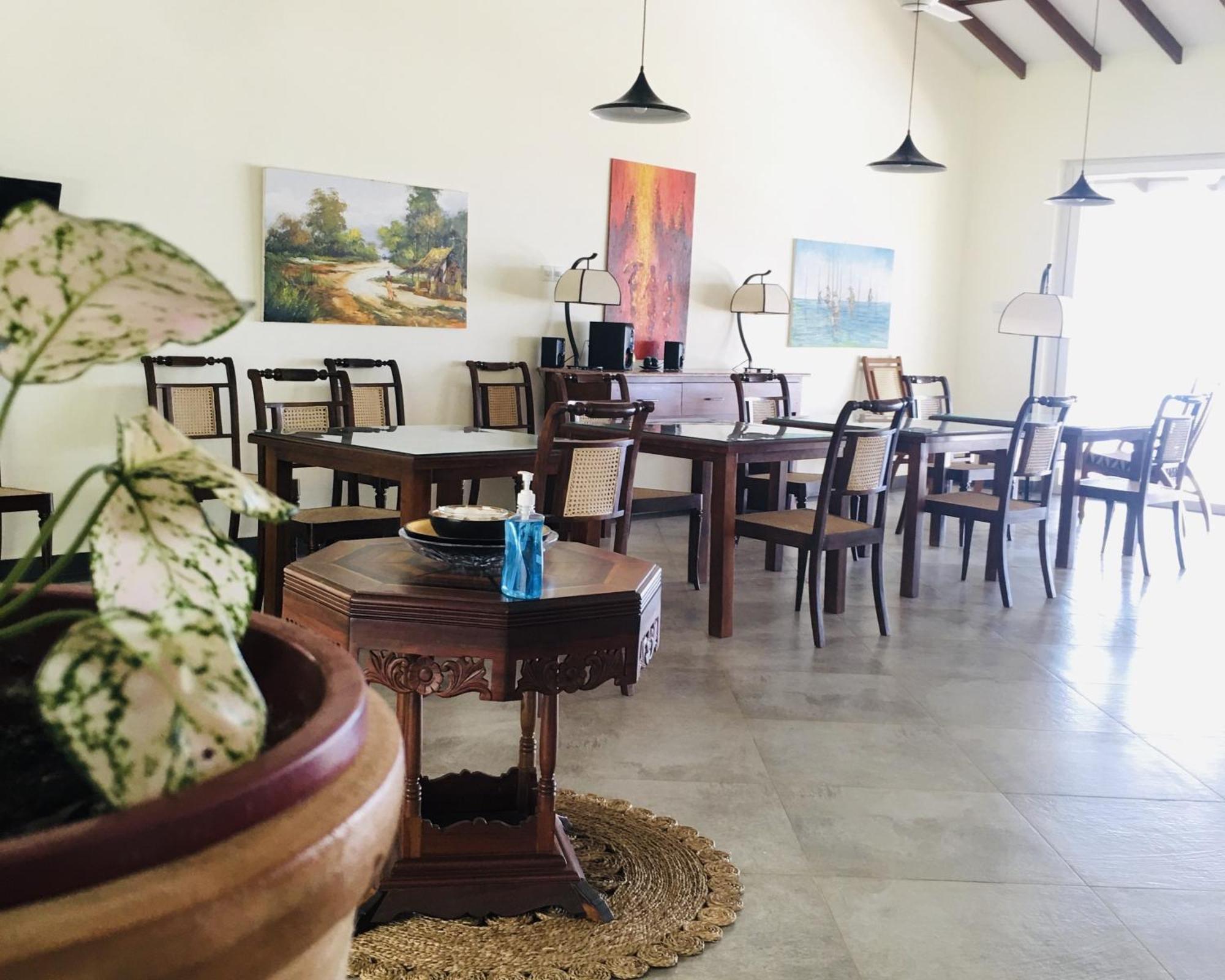 Arhimser Villa-Superb 4 Bedroom Beachfront For 8 In Ranna, Tangalle, Bb, Pool, Free Pick Up For 7 Night Stays Arriving Together, Serviced, Taxes Included Экстерьер фото