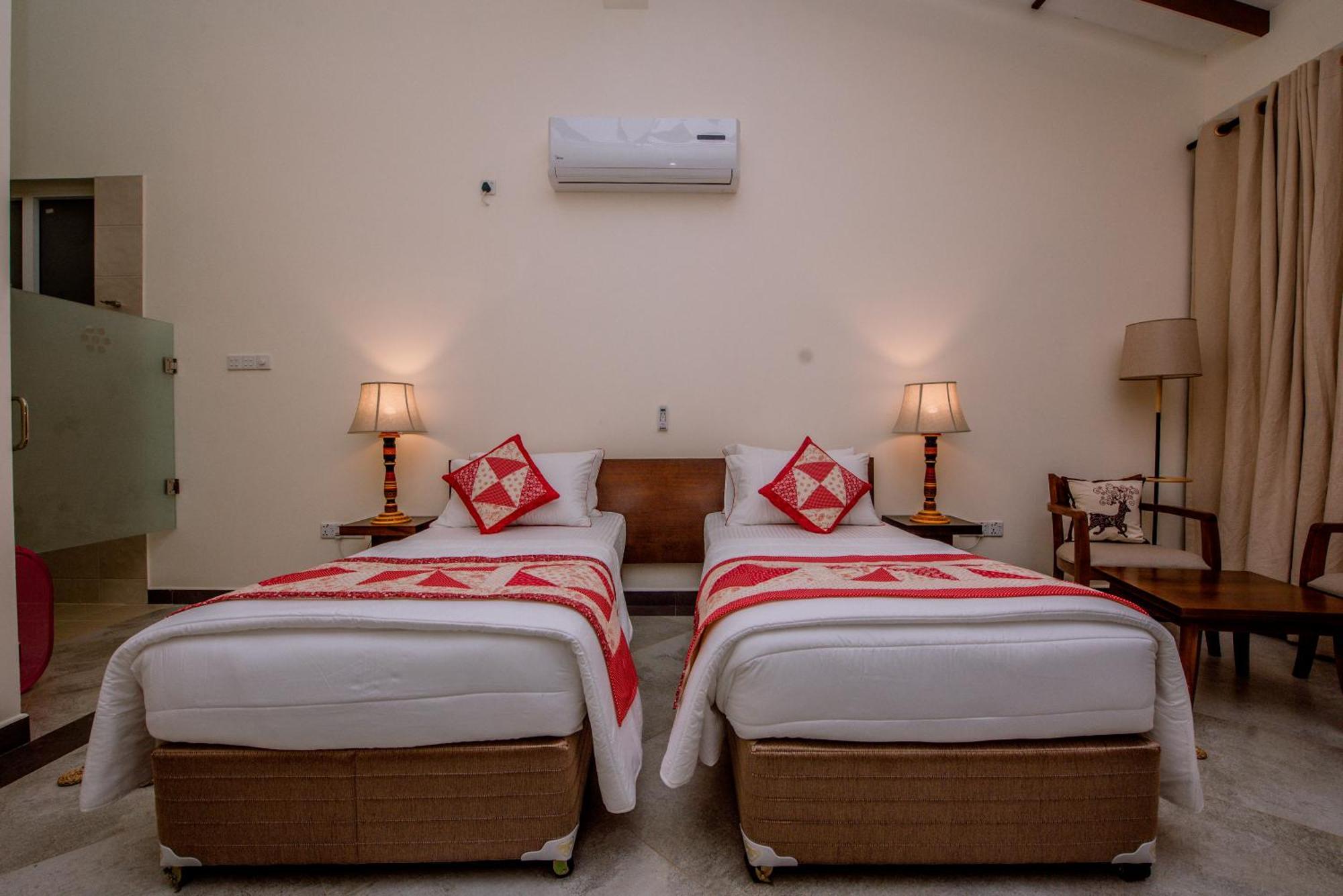 Arhimser Villa-Superb 4 Bedroom Beachfront For 8 In Ranna, Tangalle, Bb, Pool, Free Pick Up For 7 Night Stays Arriving Together, Serviced, Taxes Included Экстерьер фото