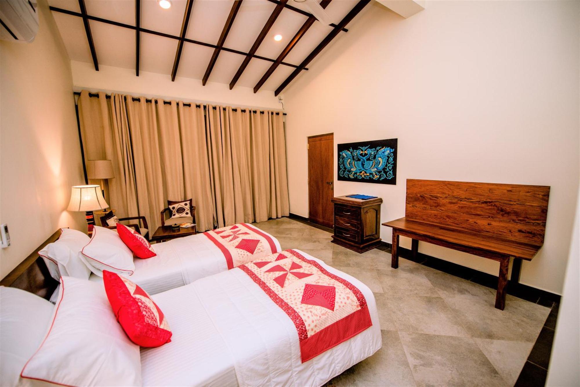 Arhimser Villa-Superb 4 Bedroom Beachfront For 8 In Ranna, Tangalle, Bb, Pool, Free Pick Up For 7 Night Stays Arriving Together, Serviced, Taxes Included Экстерьер фото